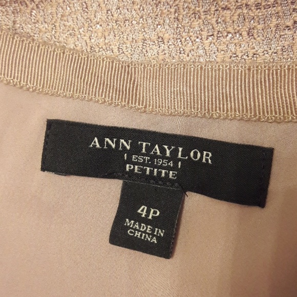 Ann Taylor/ Metallic Gold/ Pencil Skirt - Picture 6 of 7